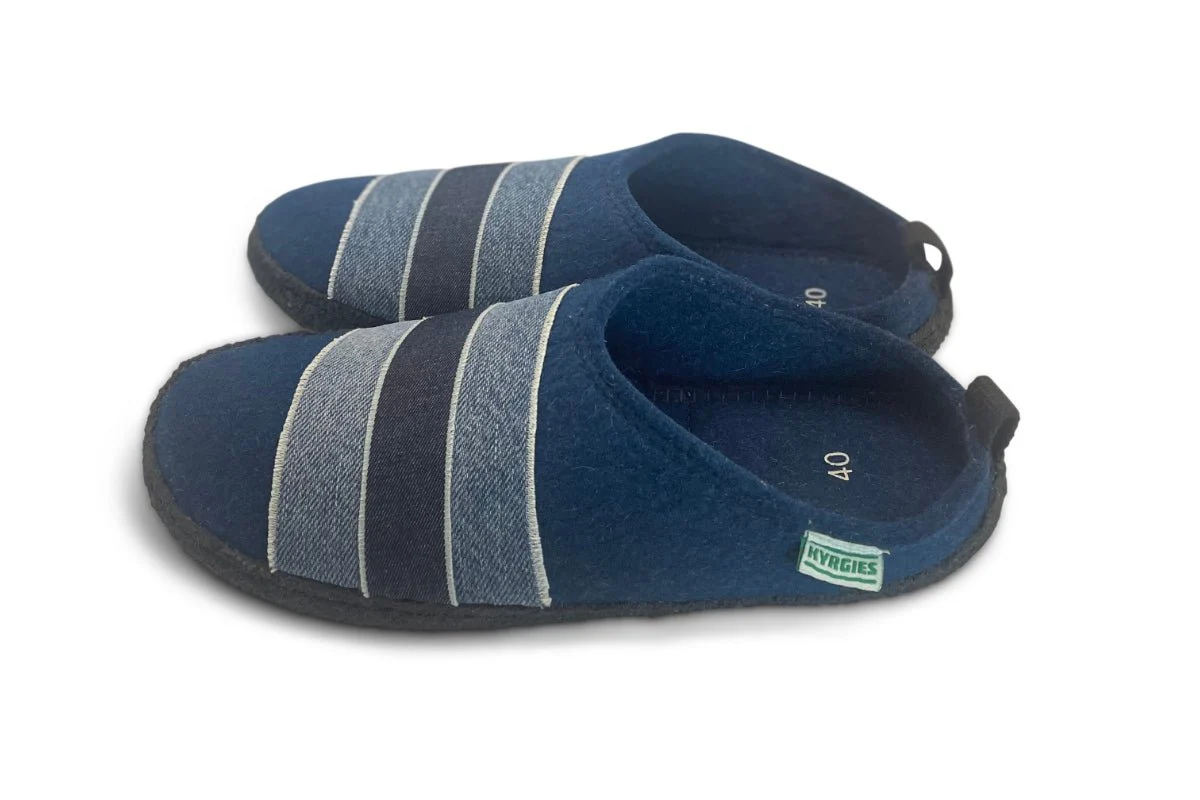 Capsule Collection Kyrgies Outdoor Slides - Image 4